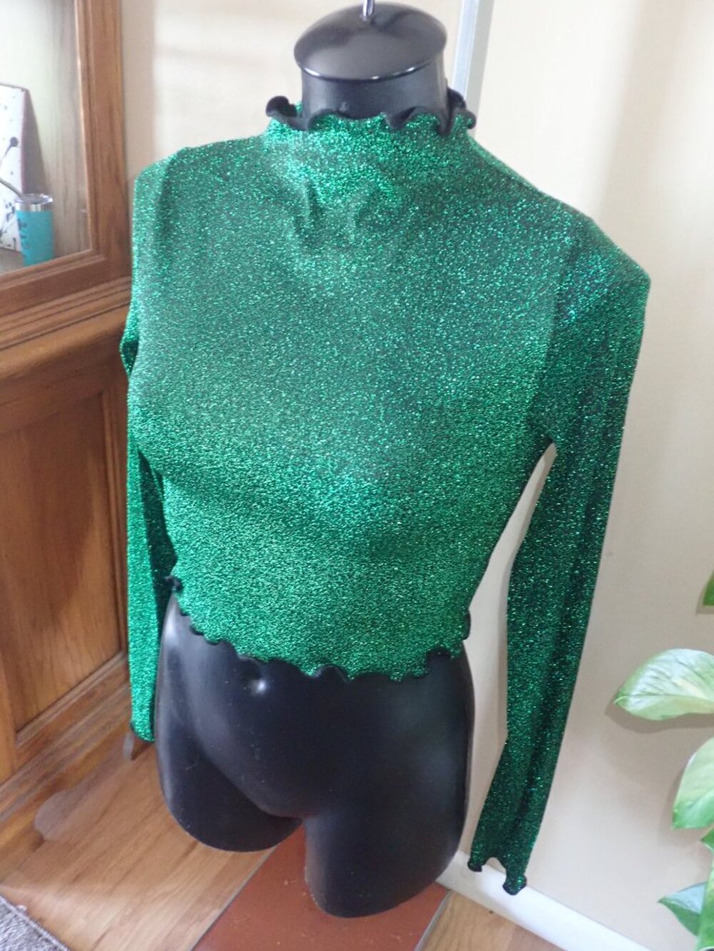 Hot & Delicious Sparkle Top Apple Green Sz L